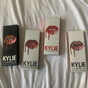 KYLIE COSMETICS MAKE UP KITS